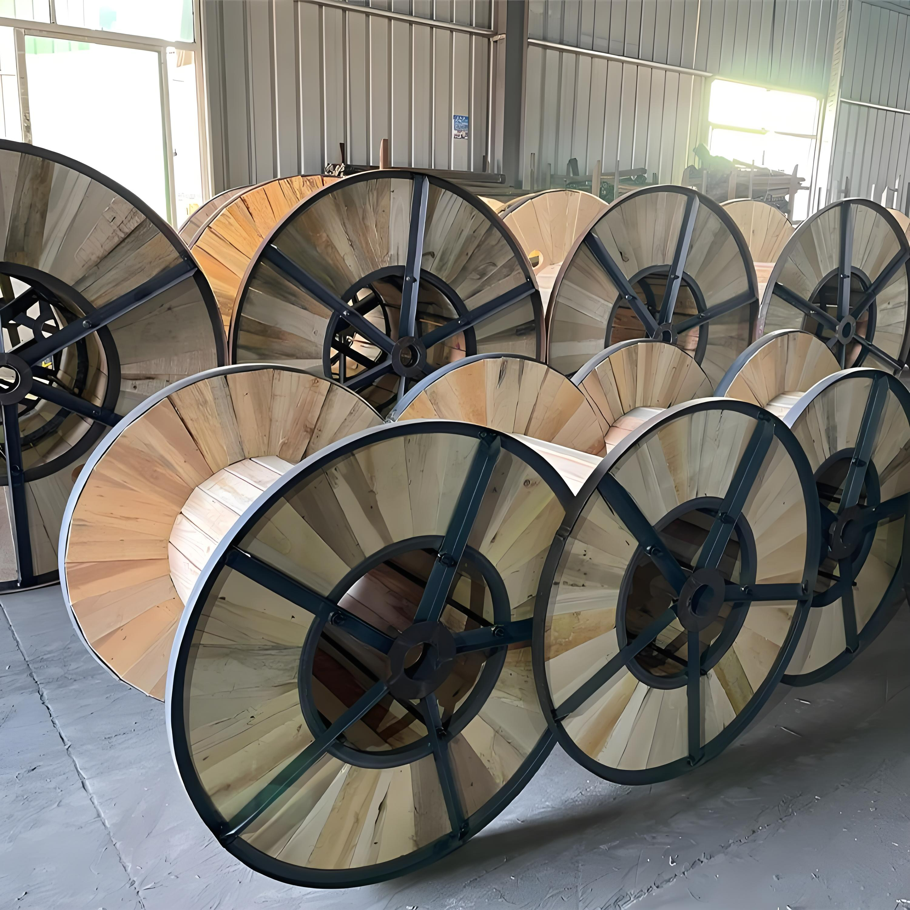 لماذا تستخدم الصناديق الخشبية المستنقية لتصدير الكابلات؟